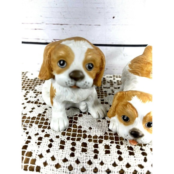 Homeco Puppies Dogs Spaniels #1407 White & Brown Porcelain Bisque Set of 2 - Picture 2 of 10